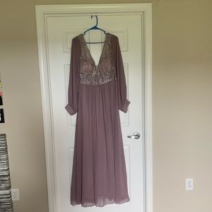 SHEIN Curve Long Sleeve Gown